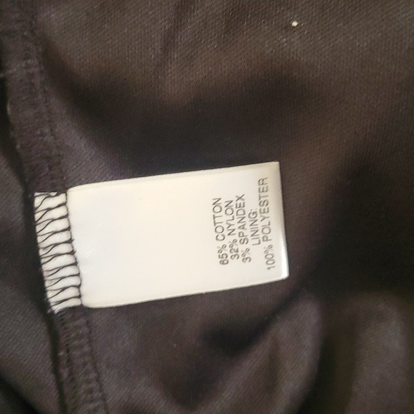 Investments Ladies frilly black shell - Picture 7 of 7